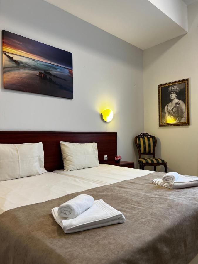 Hotel Central Balchik Ngoại thất bức ảnh